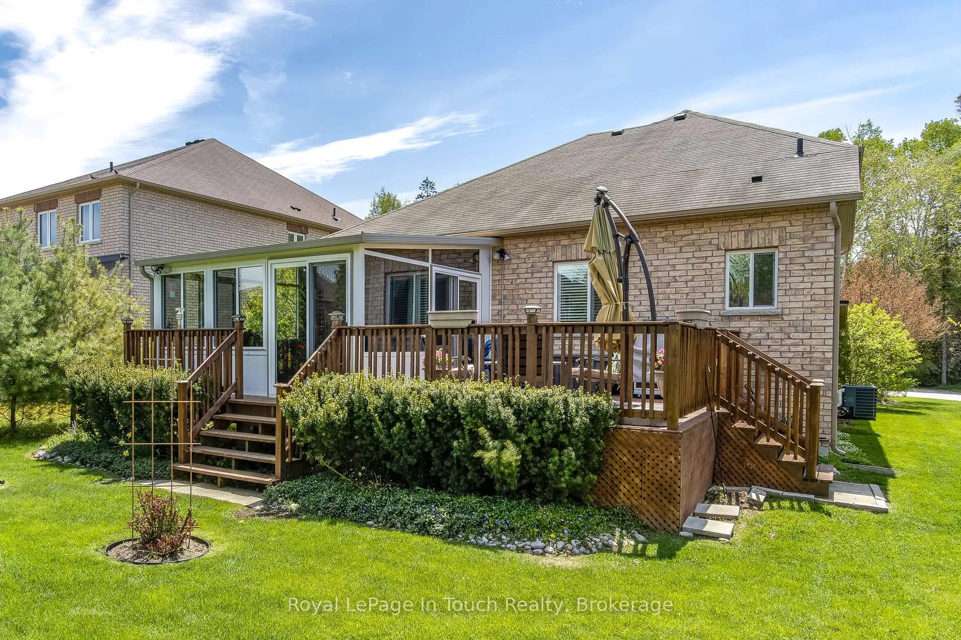 Photo 10 of 75 Pearl Street, Wasaga Beach — HOMEH
