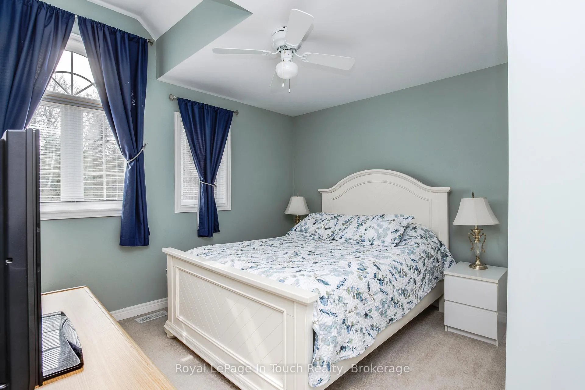 Photo 31 of 75 Pearl Street, Wasaga Beach — HOMEH