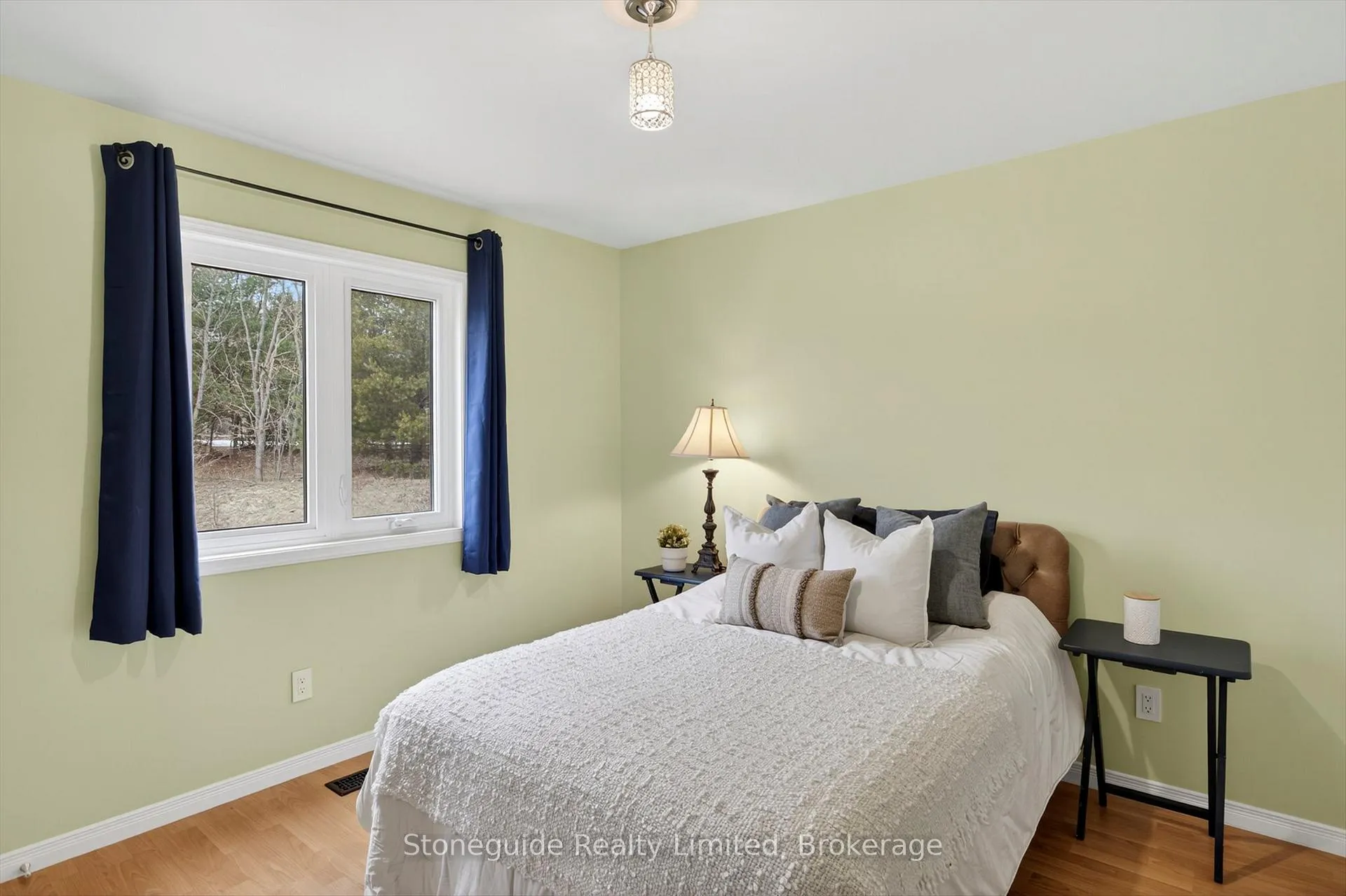 Photo 29 of 2509 12th Line, Selwyn — HOMEH