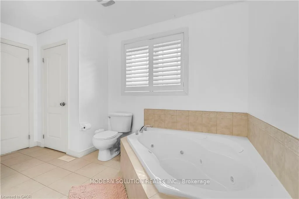 Photo 32 of 115 Erika Crescent, Hamilton, Eleanor — HOMEH