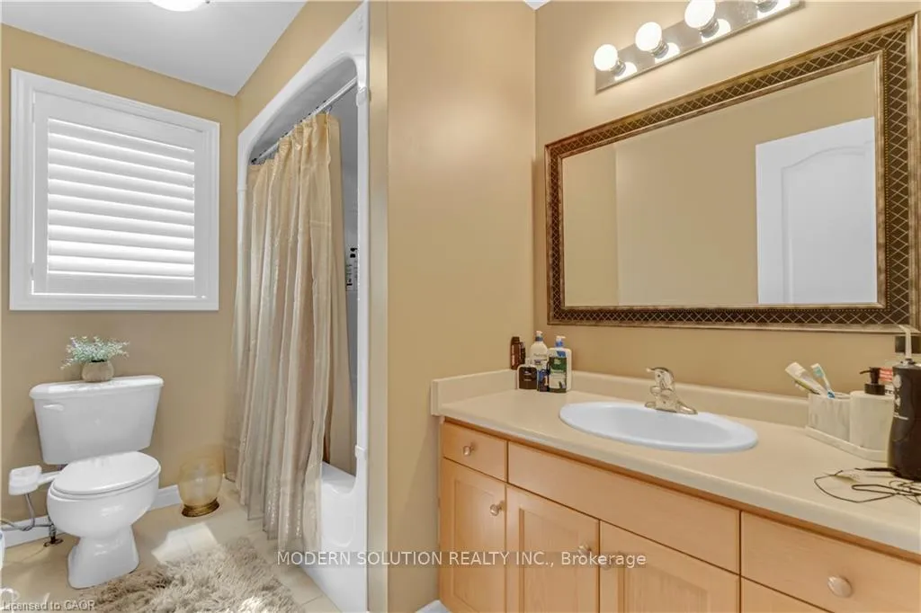 Photo 38 of 115 Erika Crescent, Hamilton, Eleanor — HOMEH