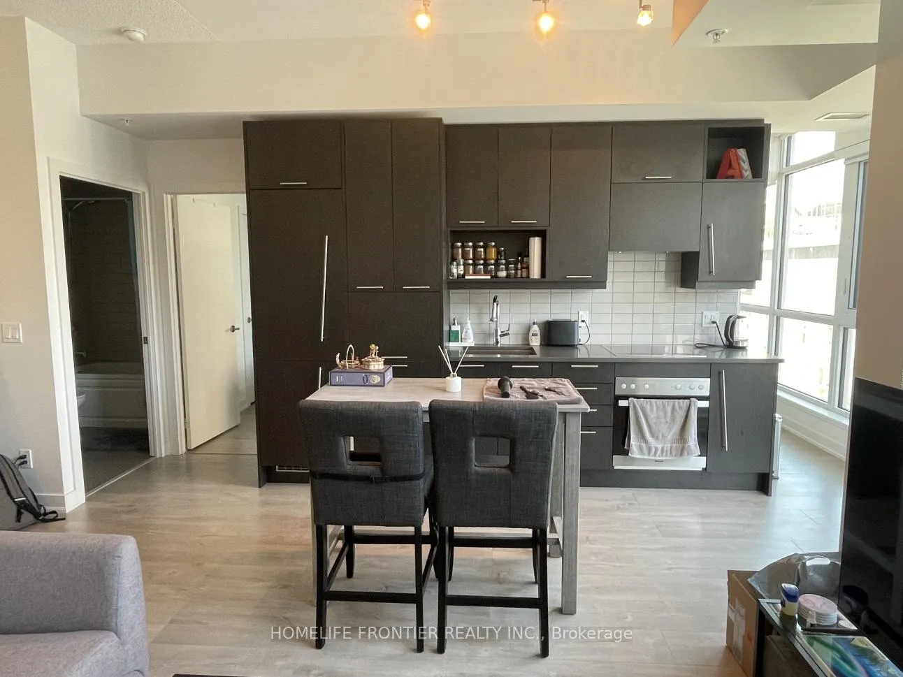 Photo 4 of Unit 1606, 30 Nelson Street, Toronto, Waterfront Communities — HOMEH