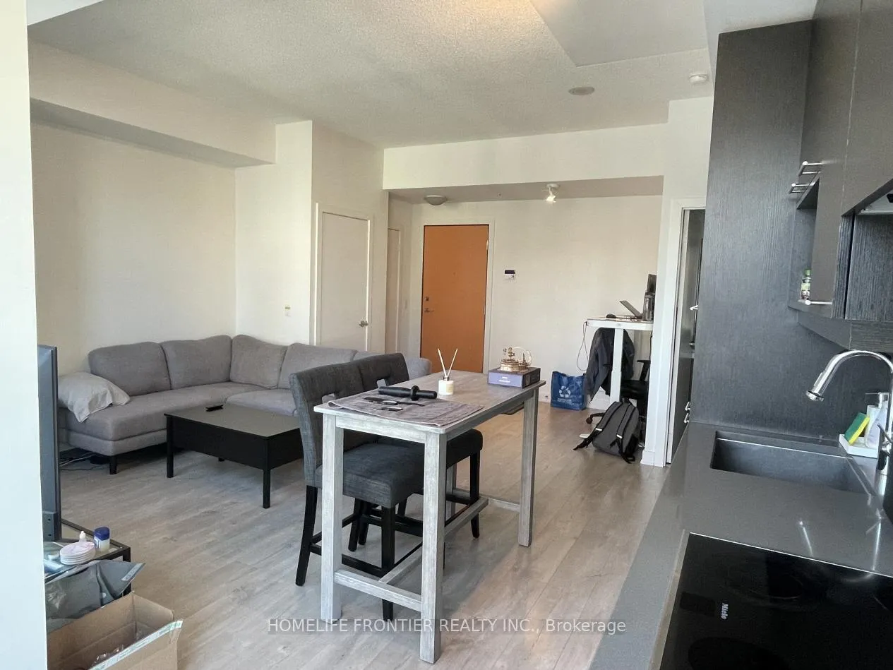Photo 6 of Unit 1606, 30 Nelson Street, Toronto, Waterfront Communities — HOMEH