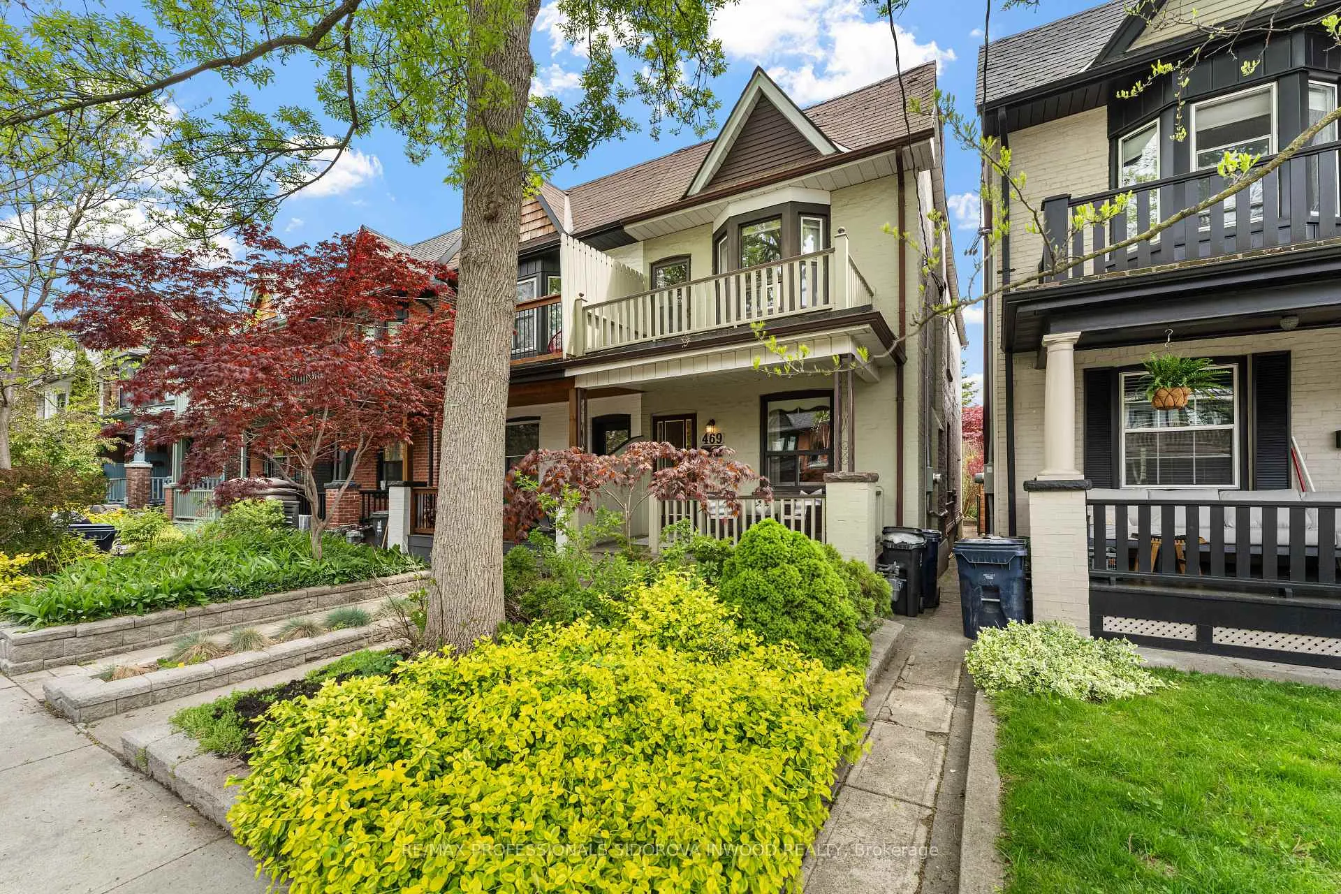 Front of 469 Beresford Avenue