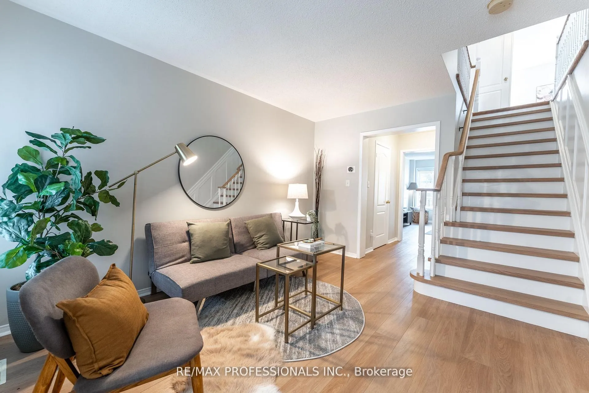 Photo 5 of 34 Tansley Crescent, Ajax, Northeast Ajax — HOMEH
