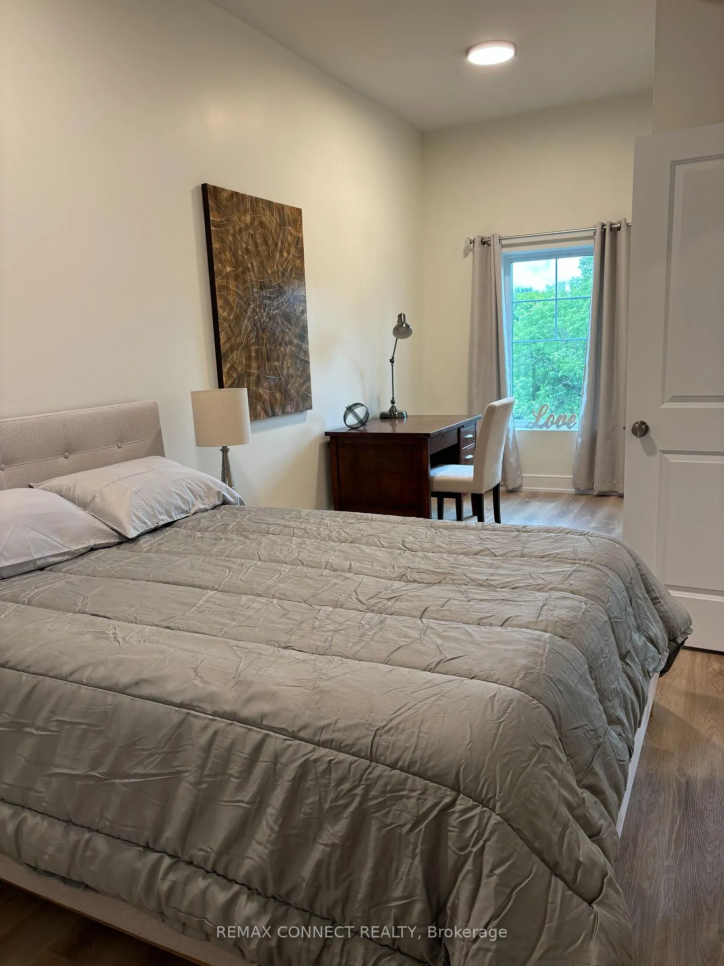 Photo 6 of Unit 310, 121 Mary Street, Clearview, Creemore — HOMEH