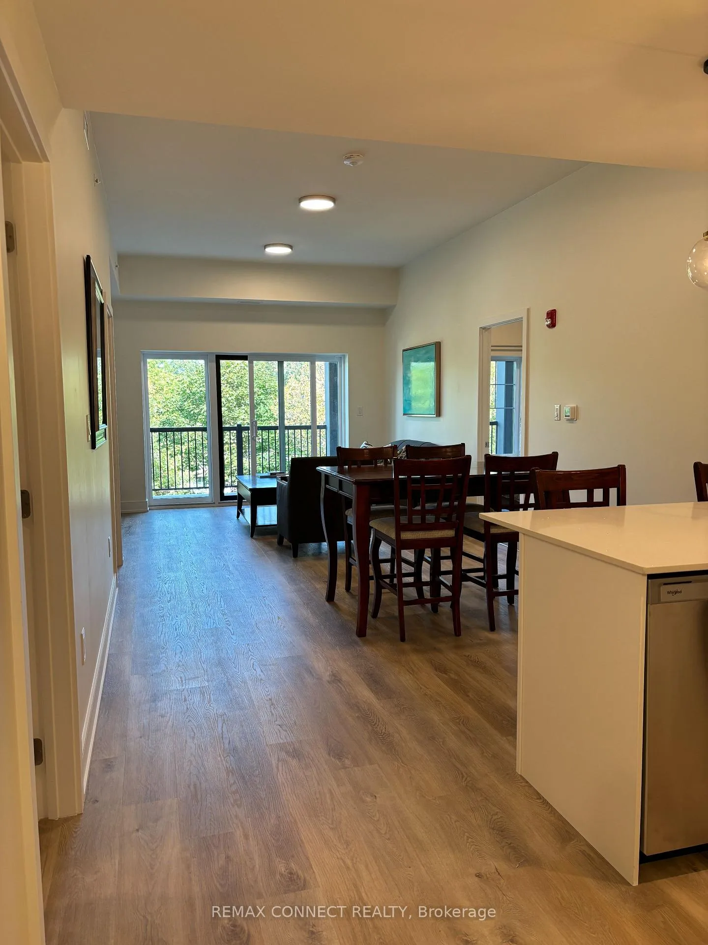 Photo 7 of Unit 310, 121 Mary Street, Clearview, Creemore — HOMEH