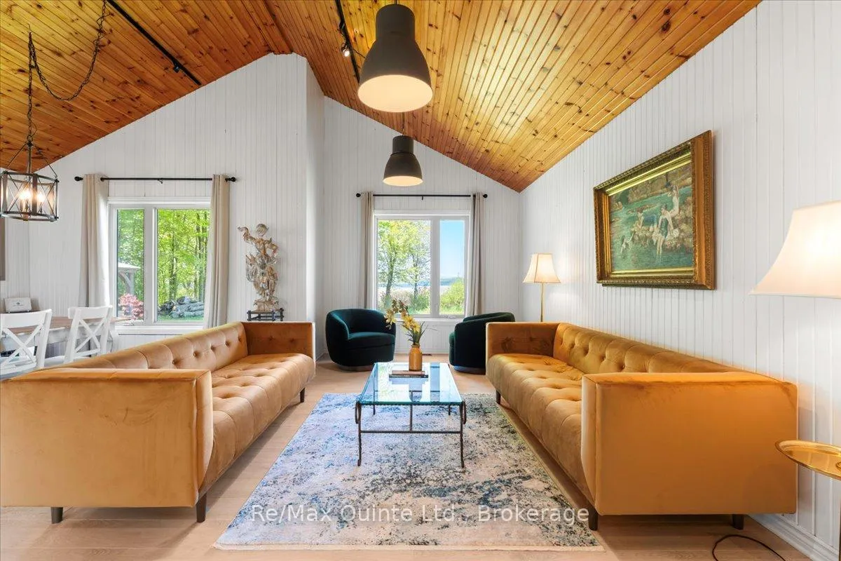Photo 8 of 1406 County Road 12, Prince Edward County, Hallowell Ward — HOMEH