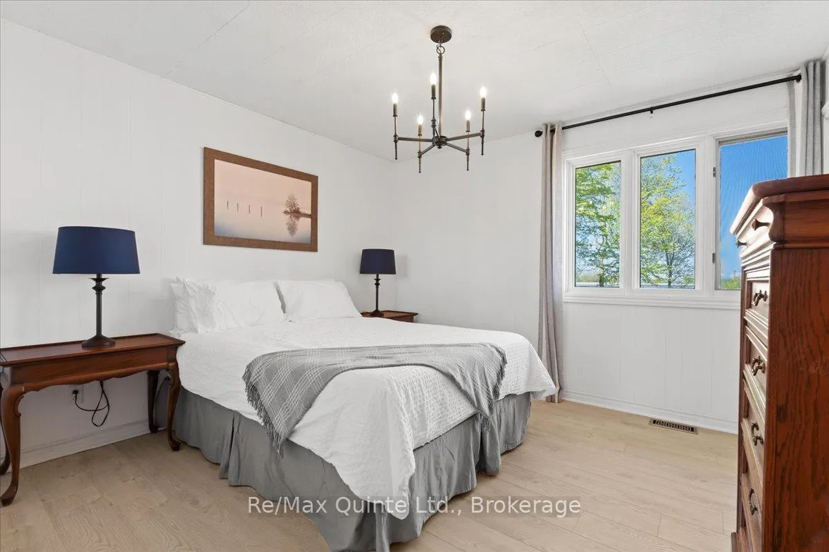 Photo 20 of 1406 County Road 12, Prince Edward County, Hallowell Ward — HOMEH
