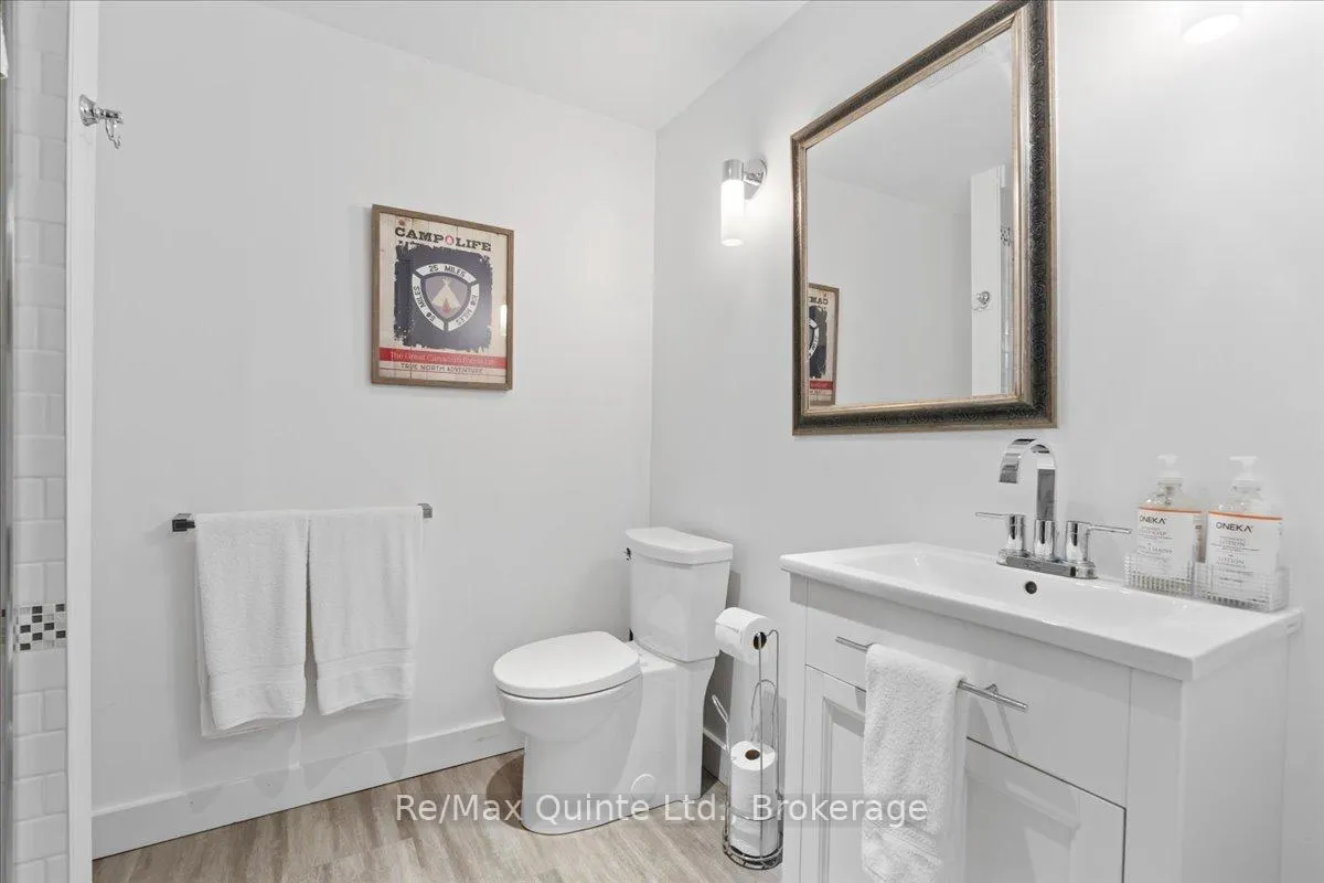 Photo 32 of 1406 County Road 12, Prince Edward County, Hallowell Ward — HOMEH