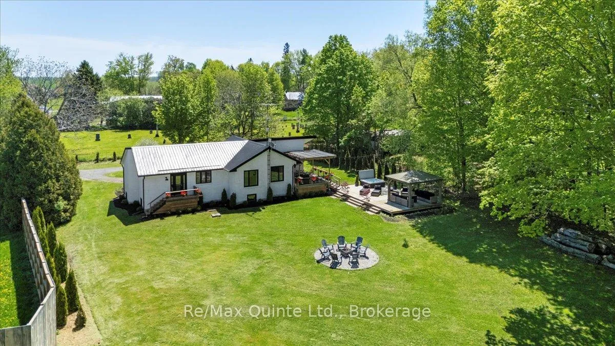 Photo 37 of 1406 County Road 12, Prince Edward County, Hallowell Ward — HOMEH