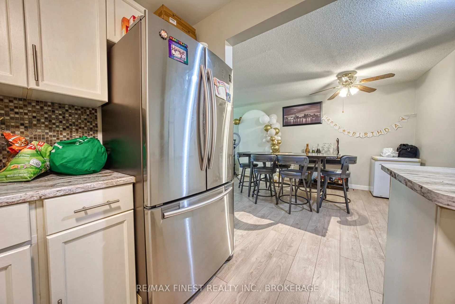 Photo 5 of Unit #115, 561 Armstrong Road, Kingston, East Gardiners Rd — HOMEH