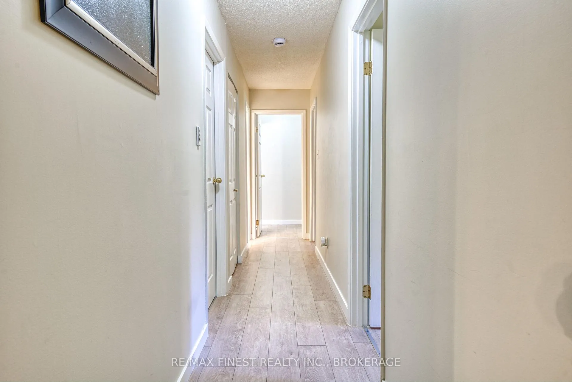 Photo 6 of Unit #115, 561 Armstrong Road, Kingston, East Gardiners Rd — HOMEH