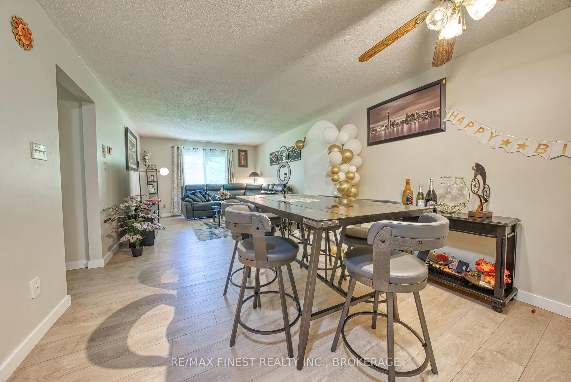 Photo 8 of Unit #115, 561 Armstrong Road, Kingston, East Gardiners Rd — HOMEH