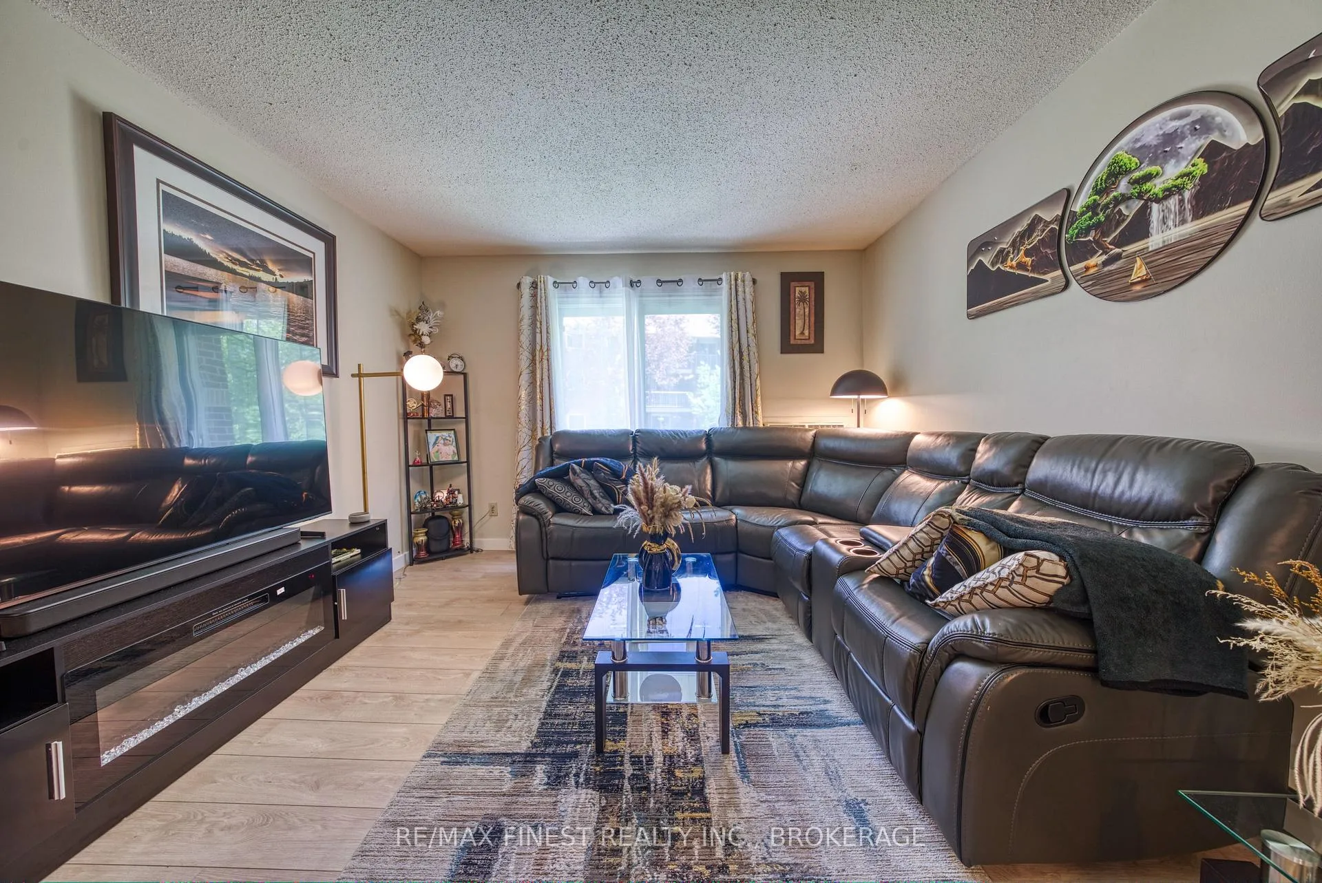 Photo 11 of Unit #115, 561 Armstrong Road, Kingston, East Gardiners Rd — HOMEH