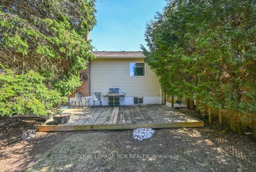 Photo 23 of 73 Dufferin Street, Orangeville — HOMEH