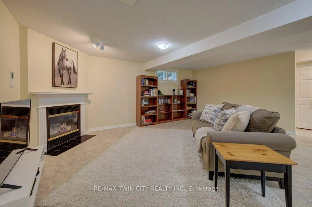 Photo 34 of Unit 13, 545 Laurelwood Drive, Waterloo — HOMEH