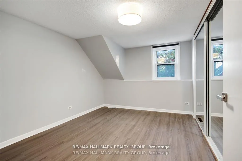 Photo 18 of 231 St Andrew Street, Ottawa, Lower Town/Byward Market — HOMEH