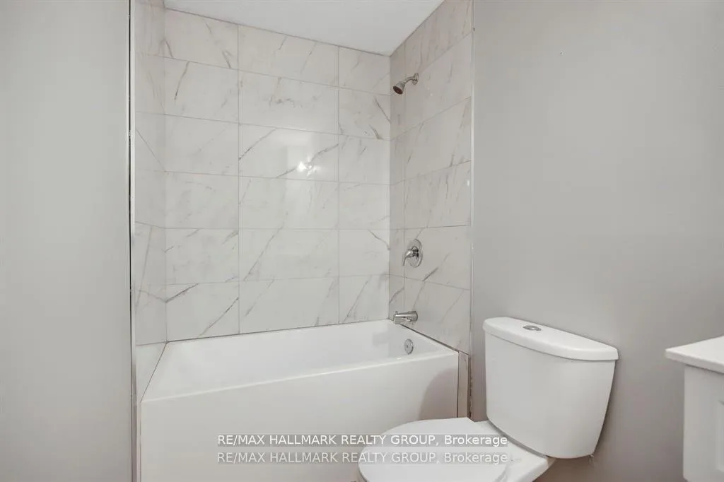 Photo 22 of 231 St Andrew Street, Ottawa, Lower Town/Byward Market — HOMEH
