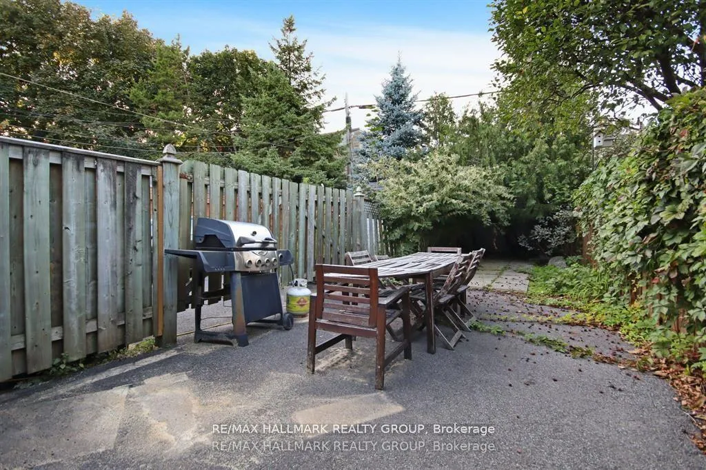 Photo 24 of 231 St Andrew Street, Ottawa, Lower Town/Byward Market — HOMEH