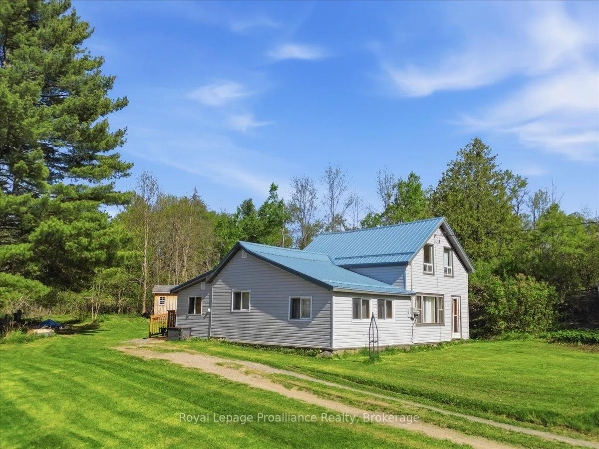 Photo 2 of 23 Brown Avenue, Madoc — HOMEH