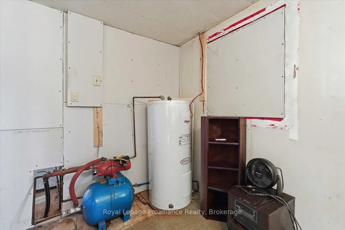 Photo 11 of 23 Brown Avenue, Madoc — HOMEH