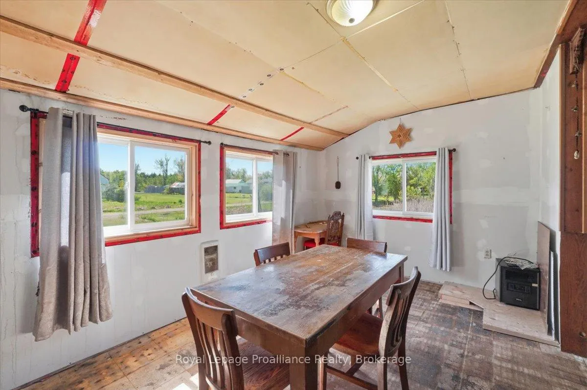 Photo 15 of 23 Brown Avenue, Madoc — HOMEH