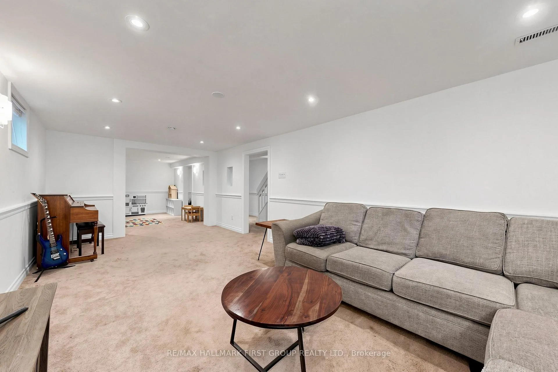 Photo 37 of 16 Mcfarlane Court, Whitby, Lynde Creek — HOMEH