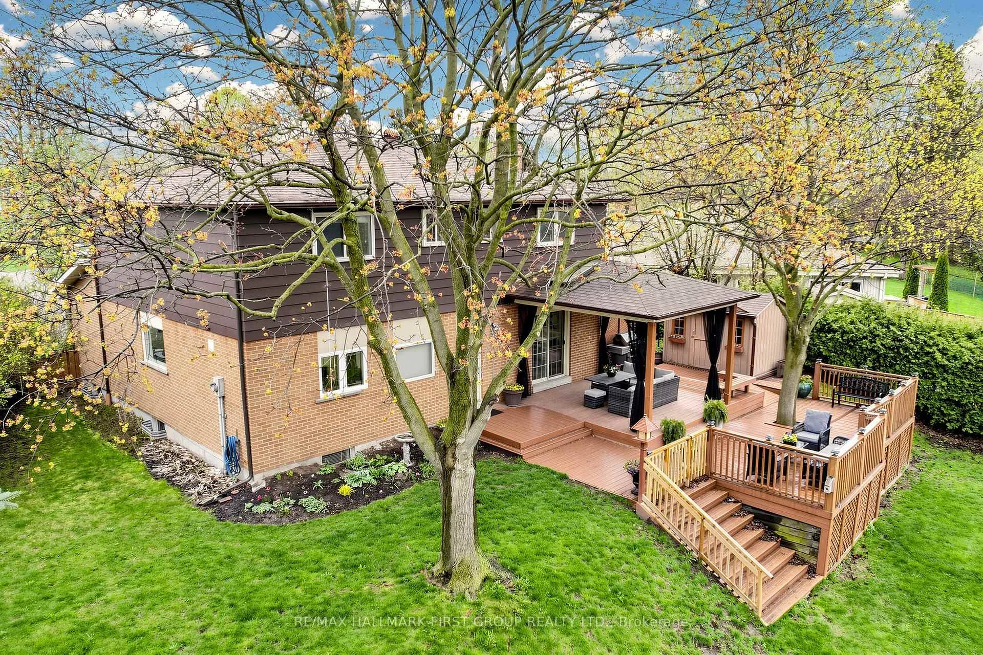 Photo 49 of 16 Mcfarlane Court, Whitby, Lynde Creek — HOMEH