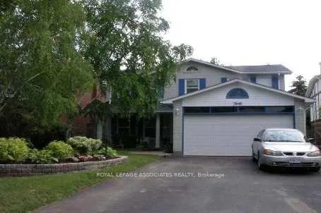 Photo 1 of 30 Madrid Crescent, Brampton, Central Park — HOMEH