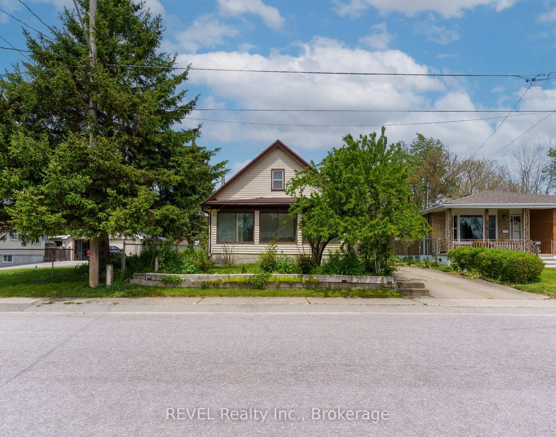 Front of 6401 Taylor Street
