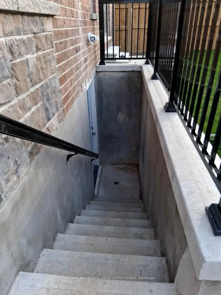 Photo 4 of Unit Basement, 82 Jack Potts Way, Clarington, Courtice — HOMEH