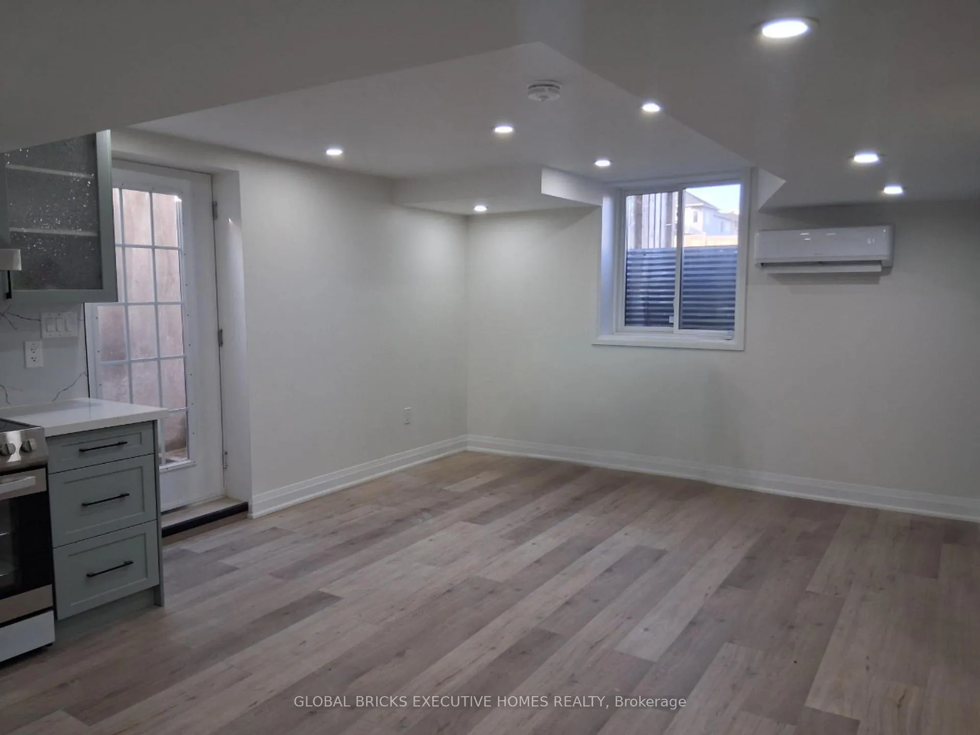 Photo 7 of Unit Basement, 82 Jack Potts Way, Clarington, Courtice — HOMEH