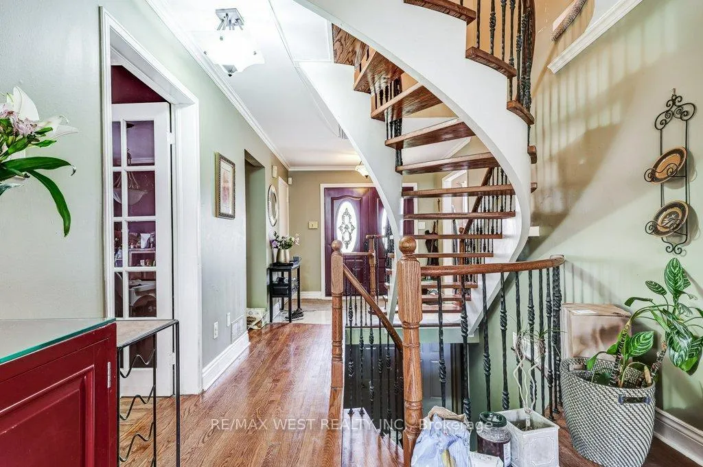 Photo 14 of 39 Braebrook Drive, Whitby, Rolling Acres — HOMEH