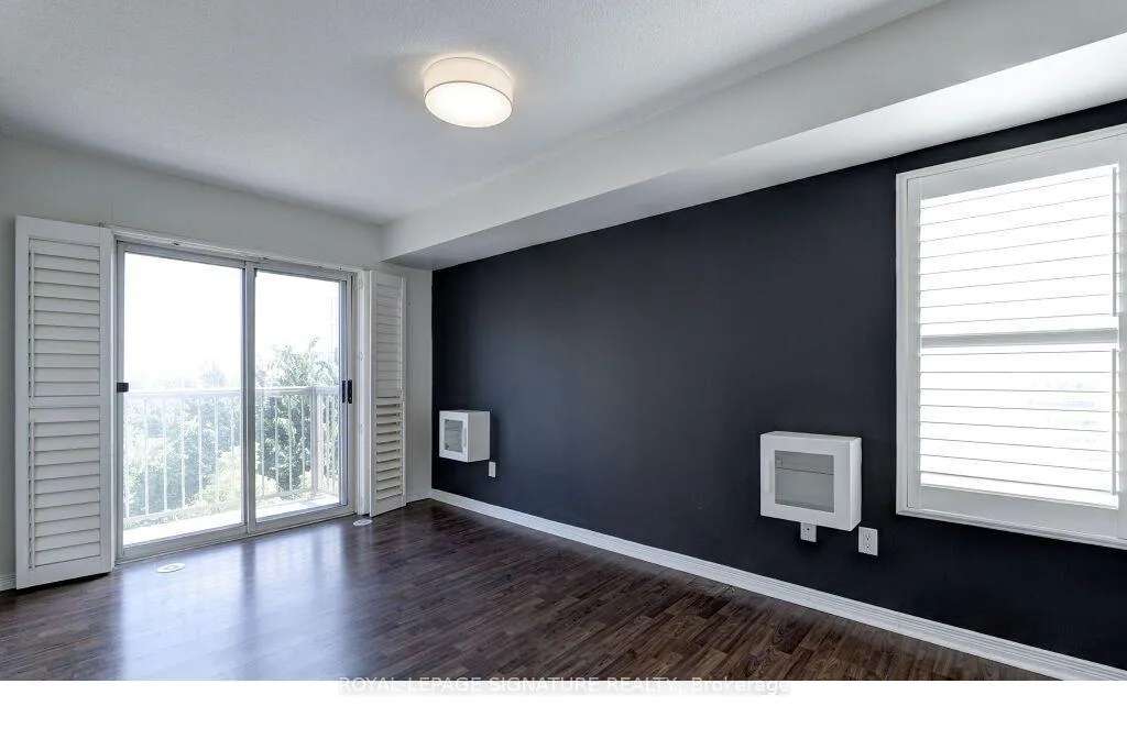Photo 17 of Unit 231, 25 Turntable Crescent, Toronto, Dovercourt-Wallace Emerson-Junction — HOMEH