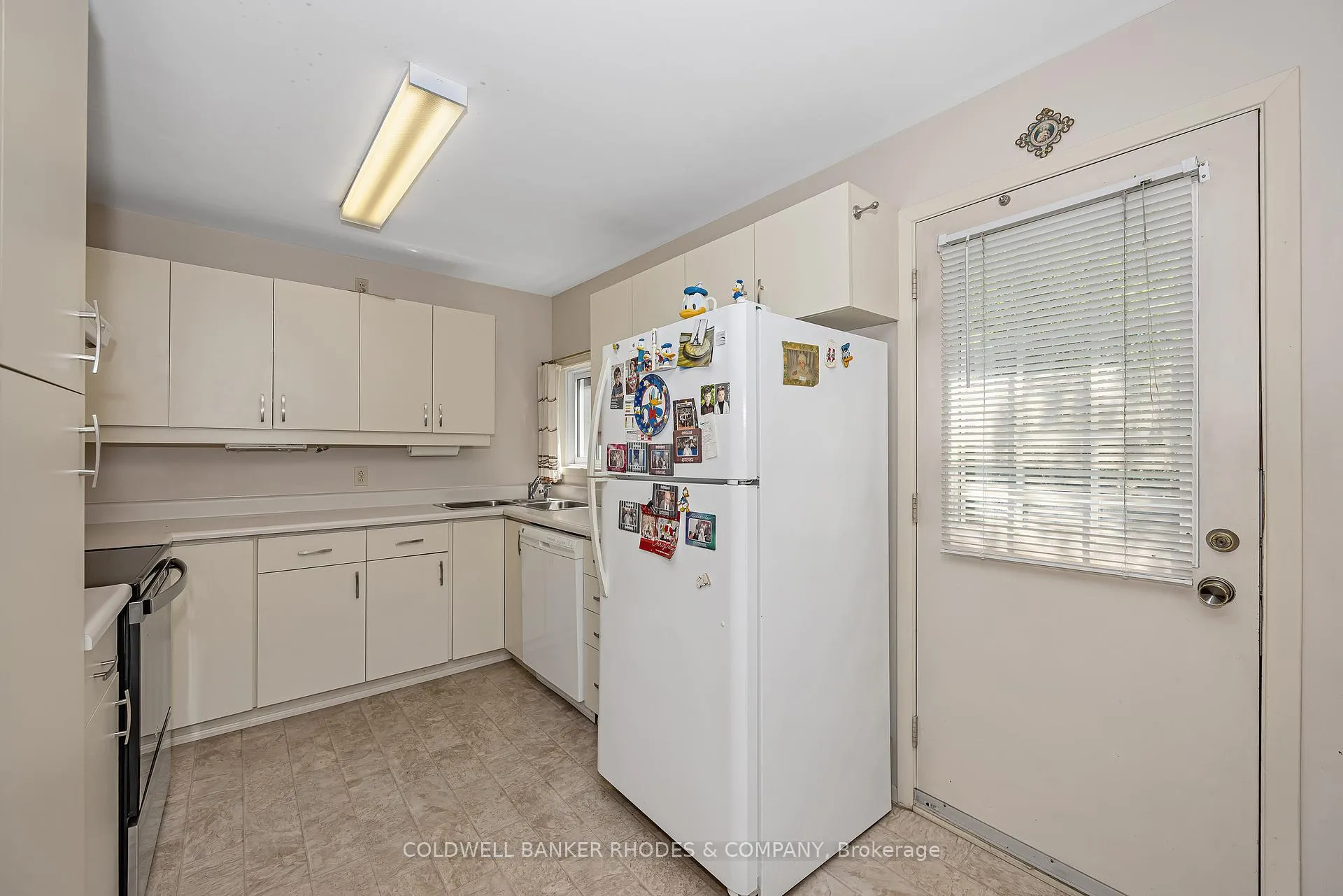 Photo 9 of 1758 Scott Street, Ottawa, Ottawa West — HOMEH