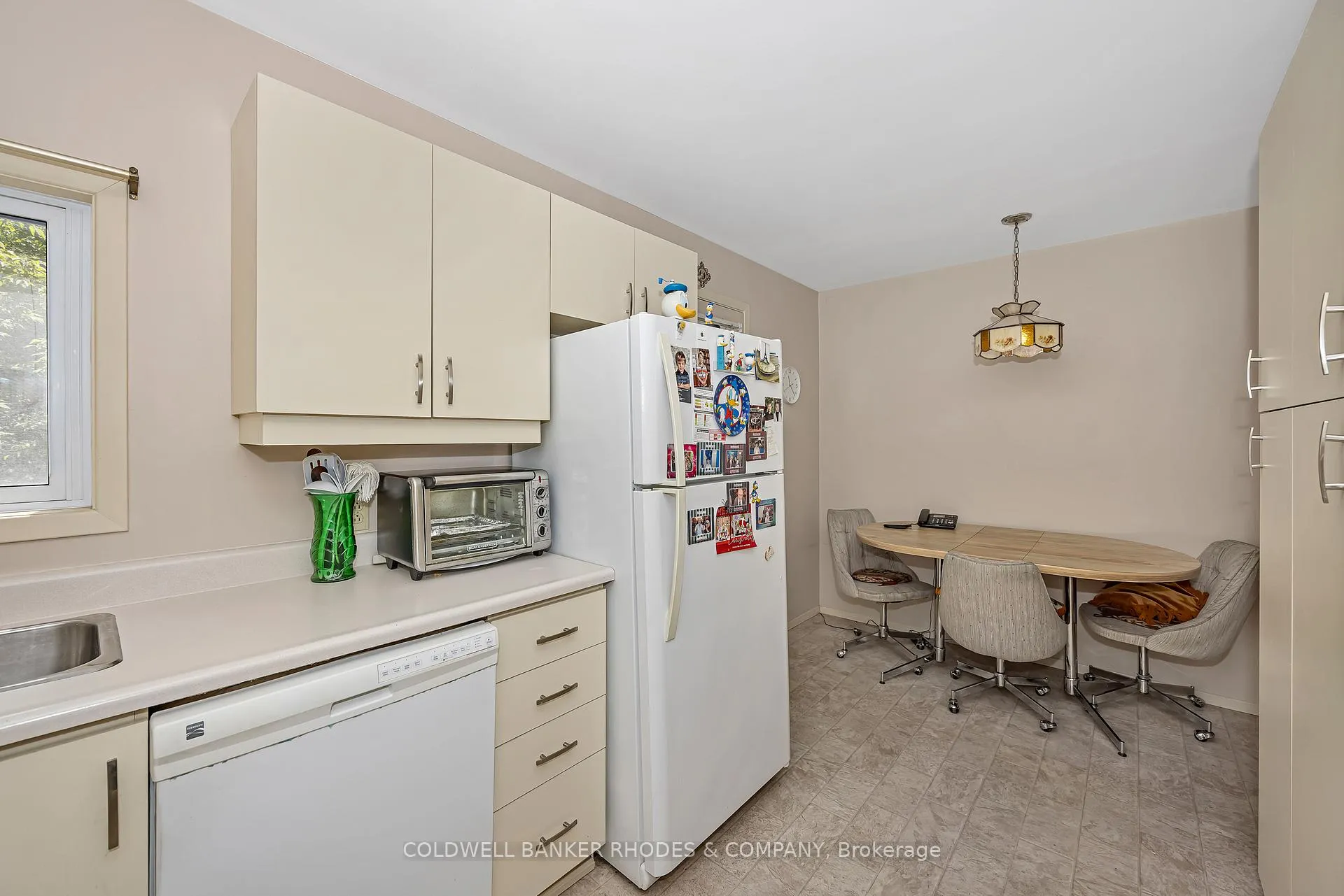 Photo 11 of 1758 Scott Street, Ottawa, Ottawa West — HOMEH