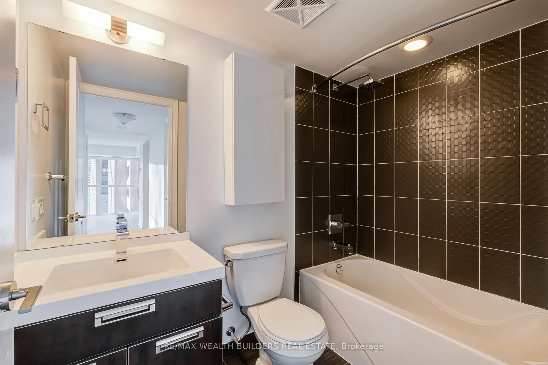 Photo 12 of Unit 1212, 28 Ted Rogers Way, Toronto, Church-Yonge Corridor — HOMEH