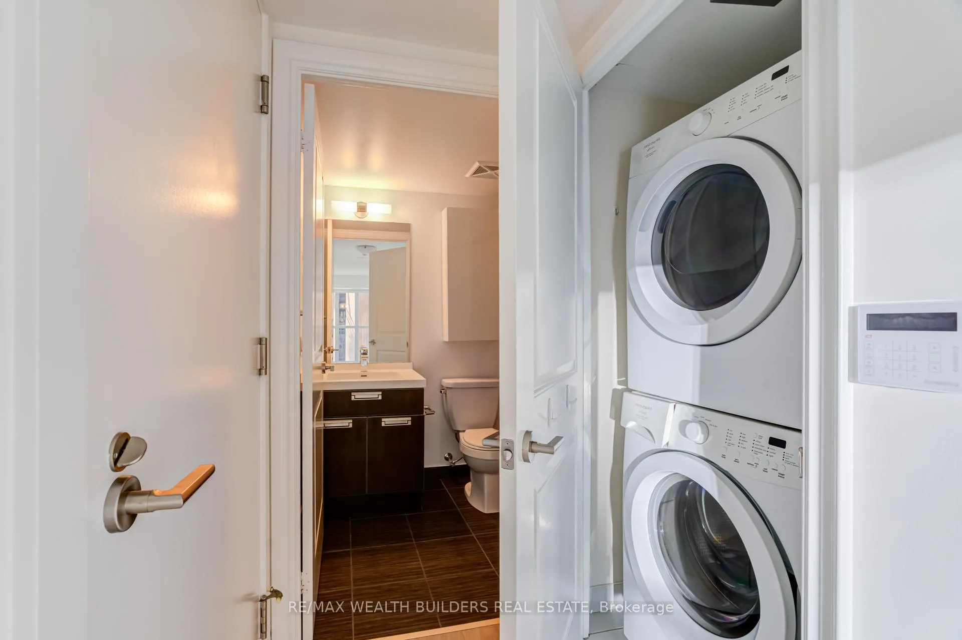 Photo 13 of Unit 1212, 28 Ted Rogers Way, Toronto, Church-Yonge Corridor — HOMEH