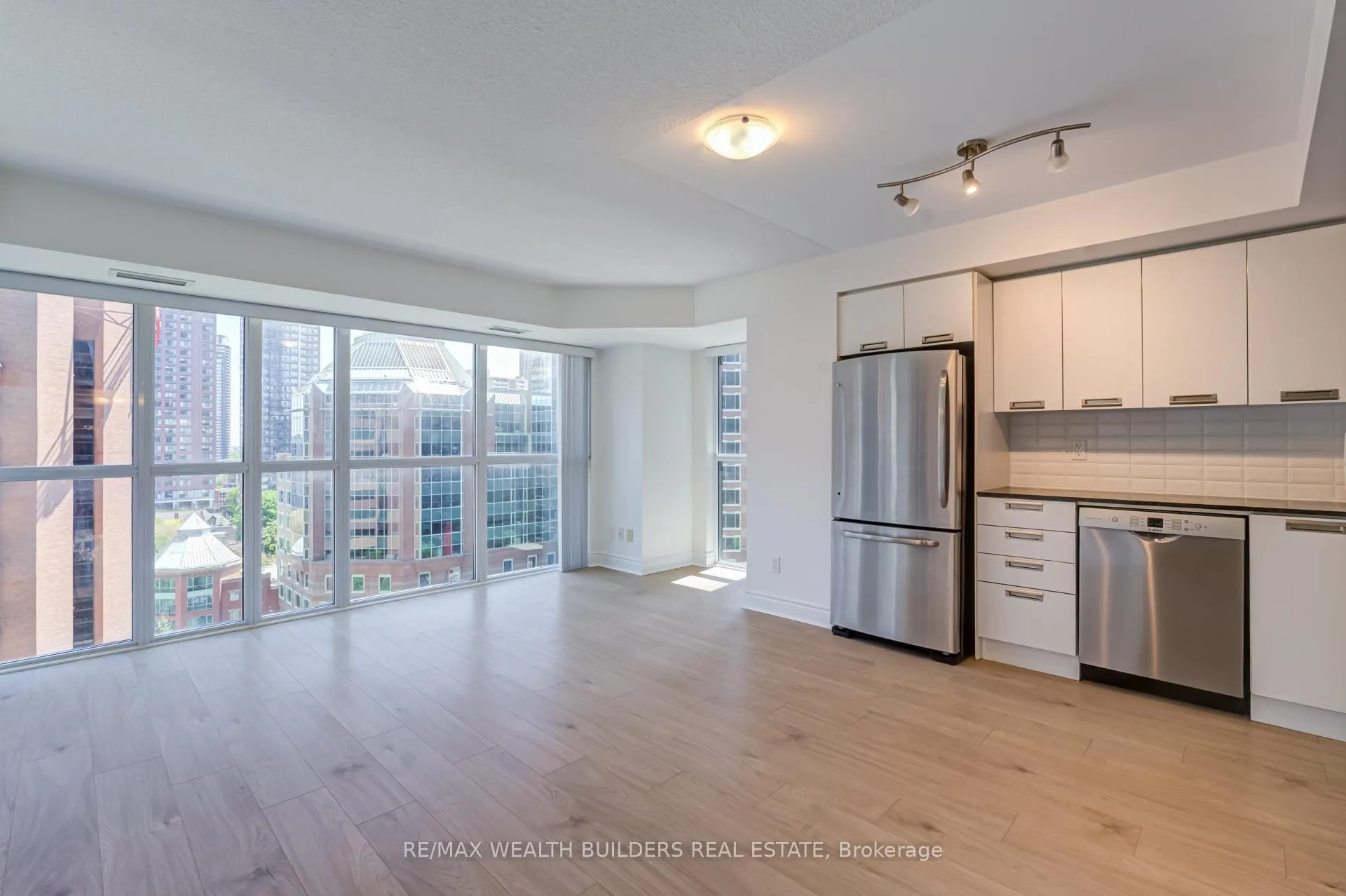 Photo 18 of Unit 1212, 28 Ted Rogers Way, Toronto, Church-Yonge Corridor — HOMEH