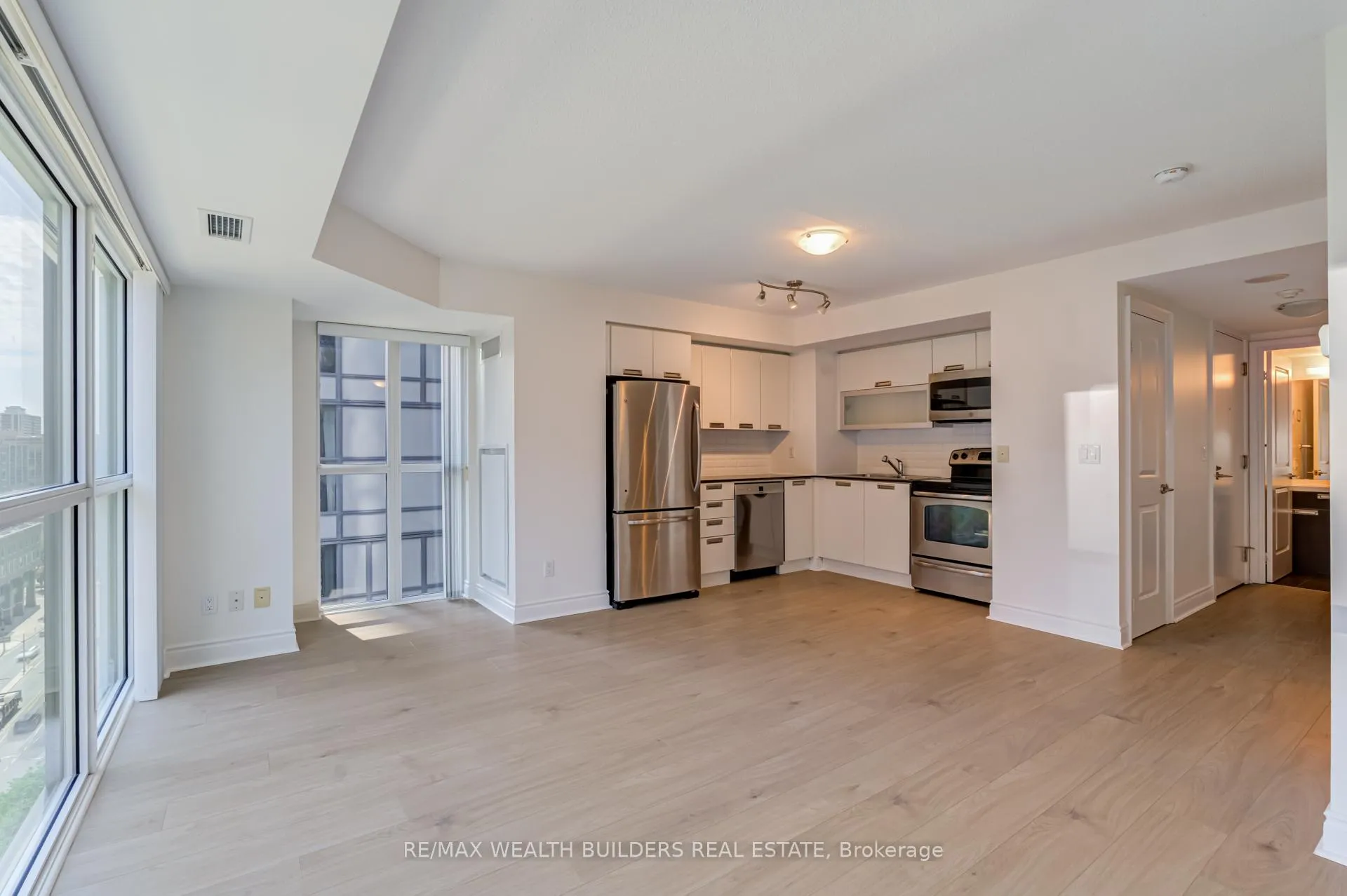 Photo 19 of Unit 1212, 28 Ted Rogers Way, Toronto, Church-Yonge Corridor — HOMEH
