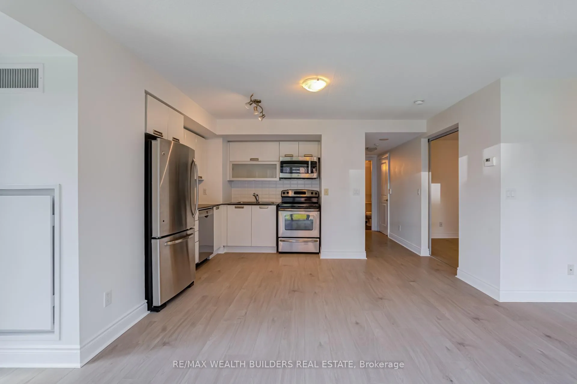 Photo 22 of Unit 1212, 28 Ted Rogers Way, Toronto, Church-Yonge Corridor — HOMEH