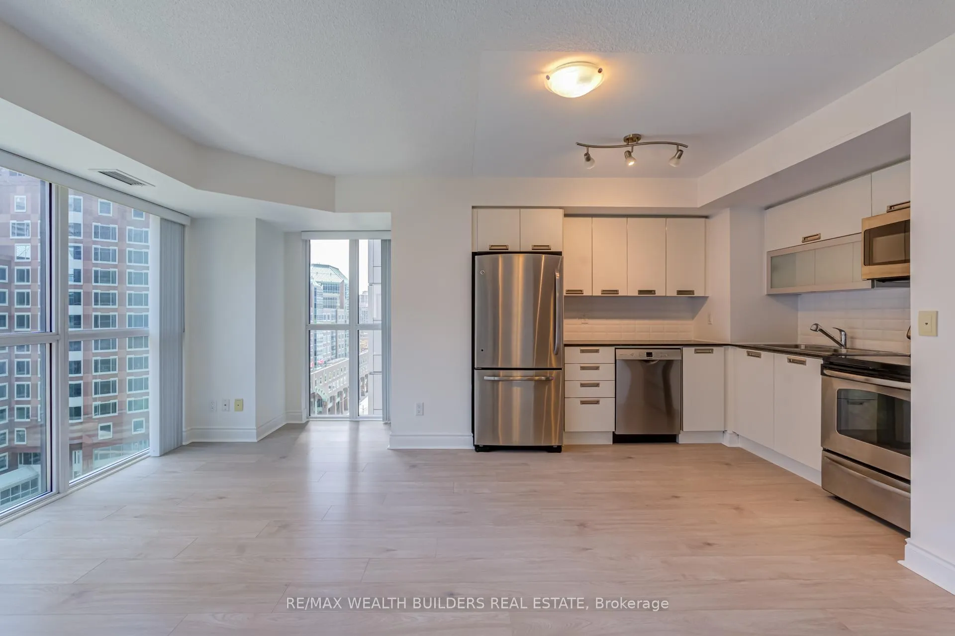 Photo 23 of Unit 1212, 28 Ted Rogers Way, Toronto, Church-Yonge Corridor — HOMEH