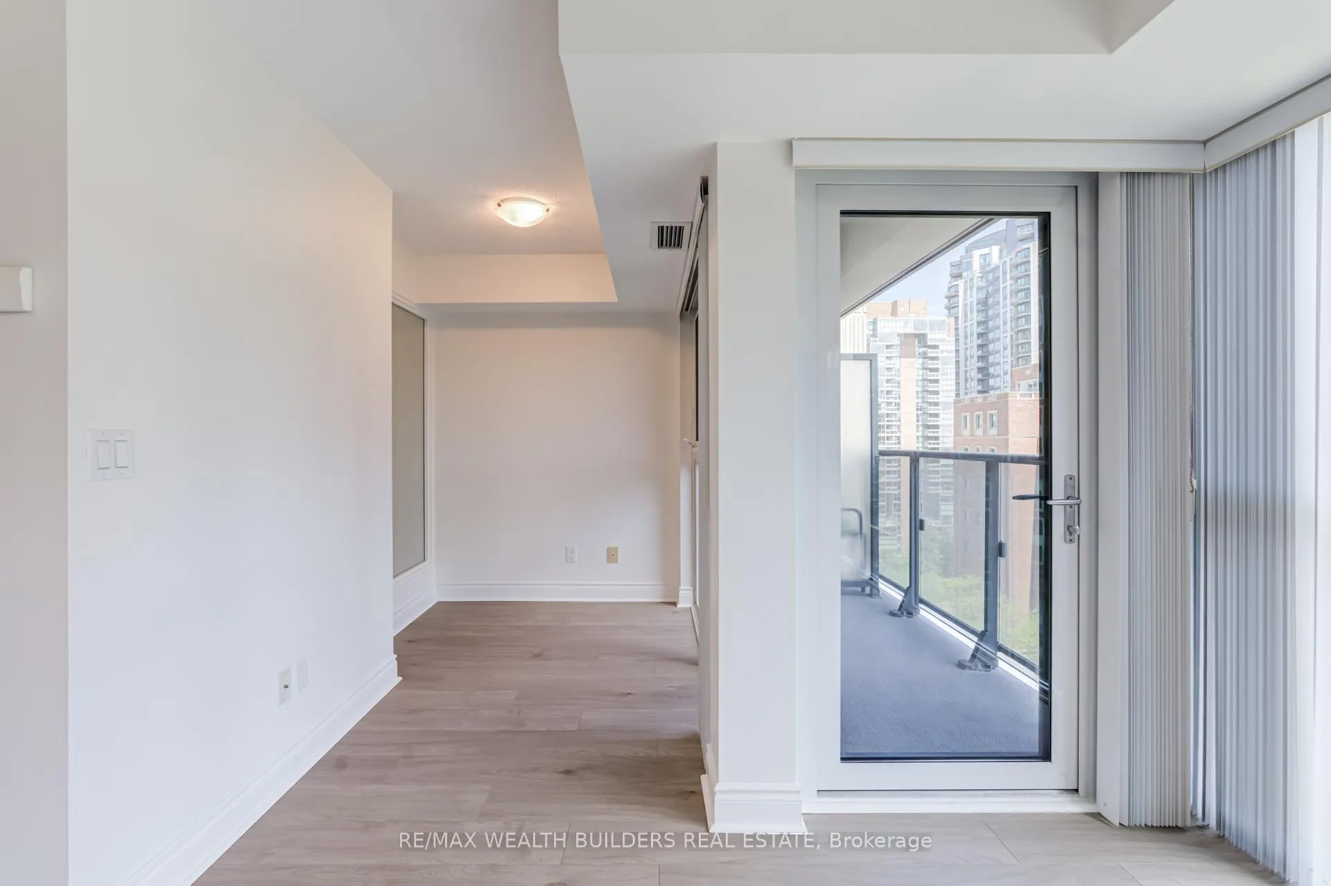 Photo 28 of Unit 1212, 28 Ted Rogers Way, Toronto, Church-Yonge Corridor — HOMEH