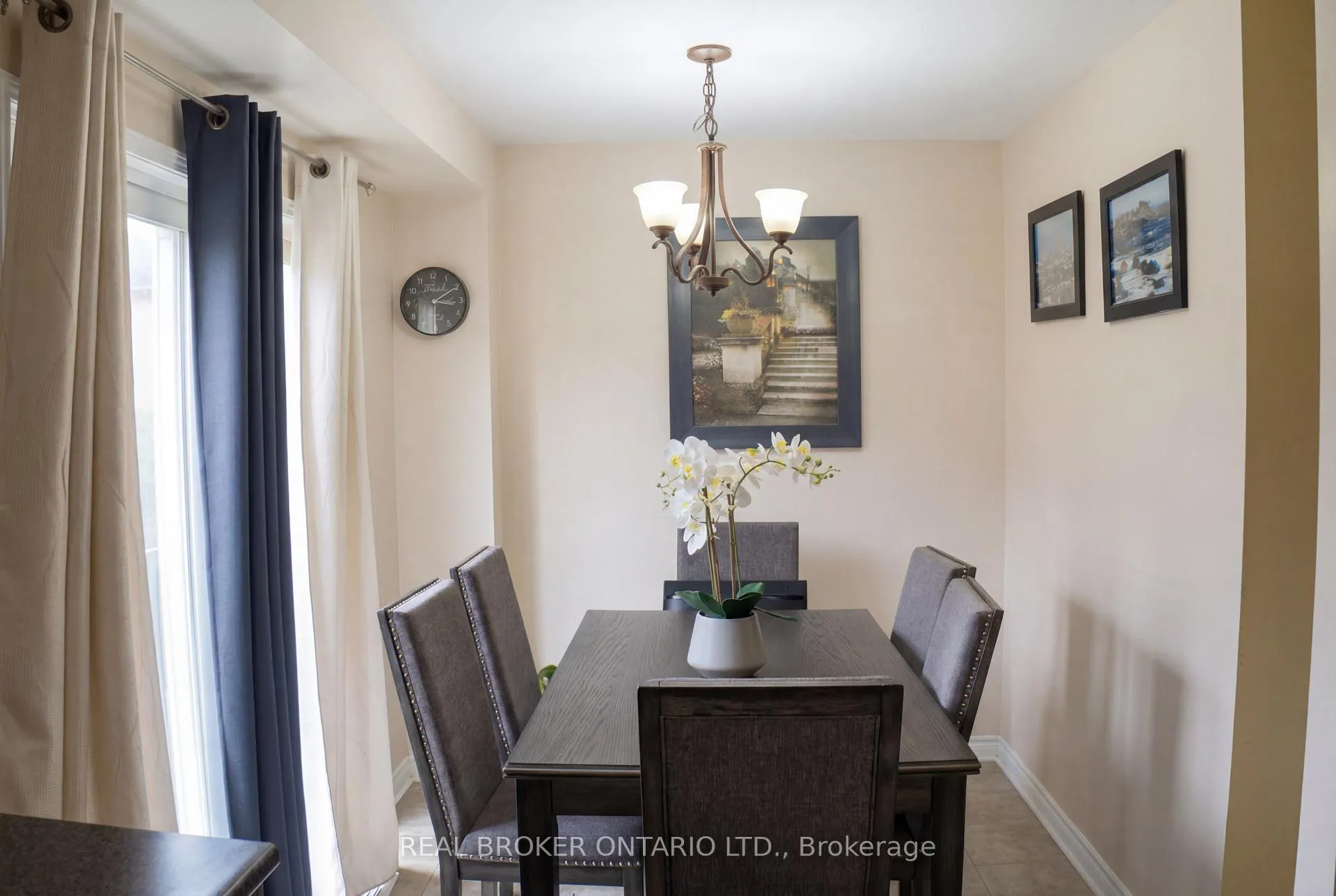 Photo 7 of 34 Axelrod Avenue, Brampton, Fletcher's Creek South — HOMEH
