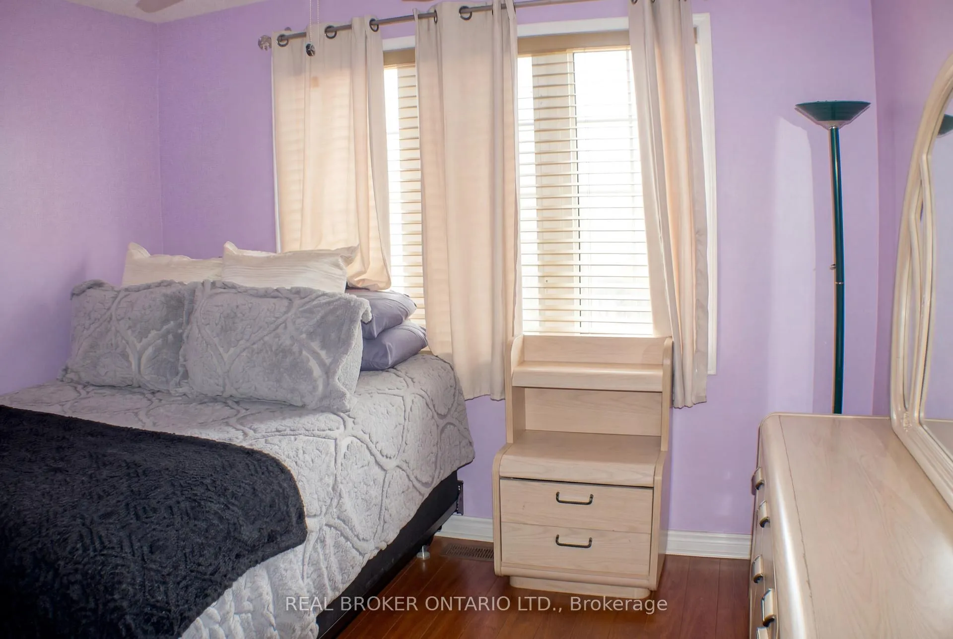 Photo 11 of 34 Axelrod Avenue, Brampton, Fletcher's Creek South — HOMEH