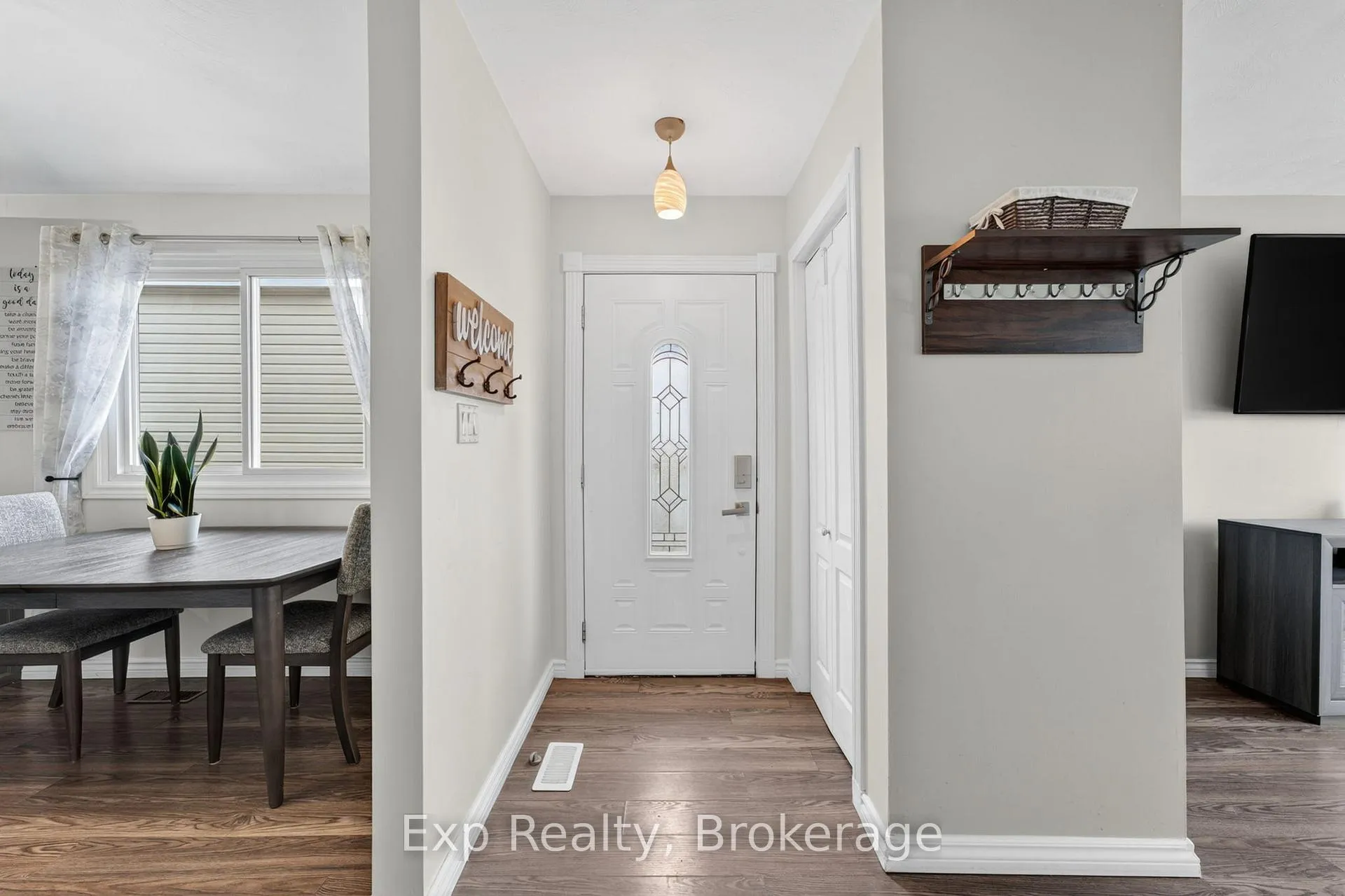 Photo 5 of 25 Mcquade Drive, Quinte West, Trenton Ward — HOMEH