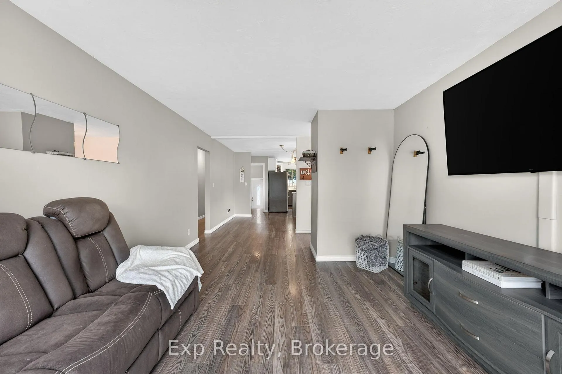 Photo 7 of 25 Mcquade Drive, Quinte West, Trenton Ward — HOMEH
