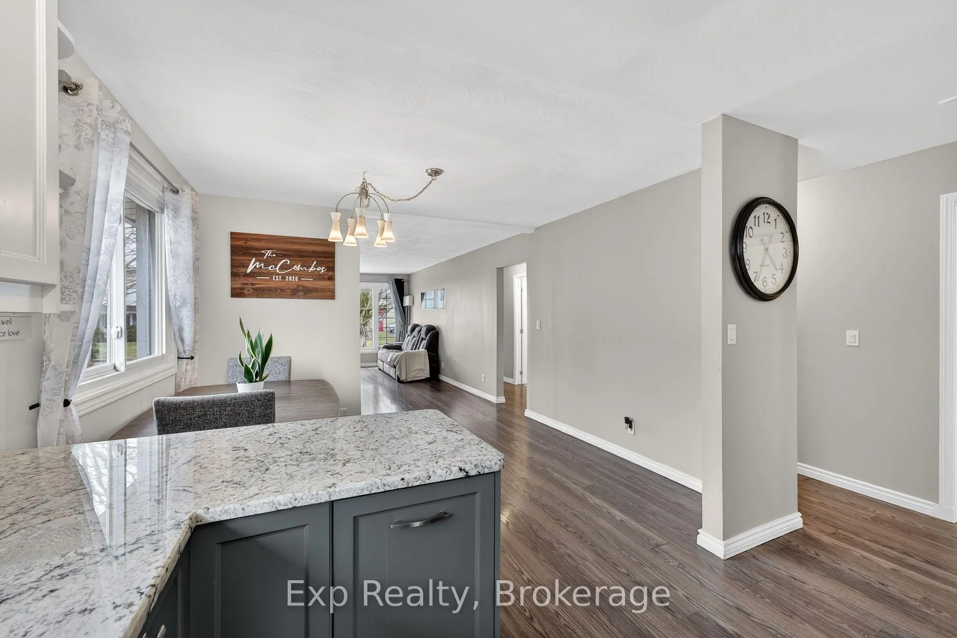 Photo 11 of 25 Mcquade Drive, Quinte West, Trenton Ward — HOMEH