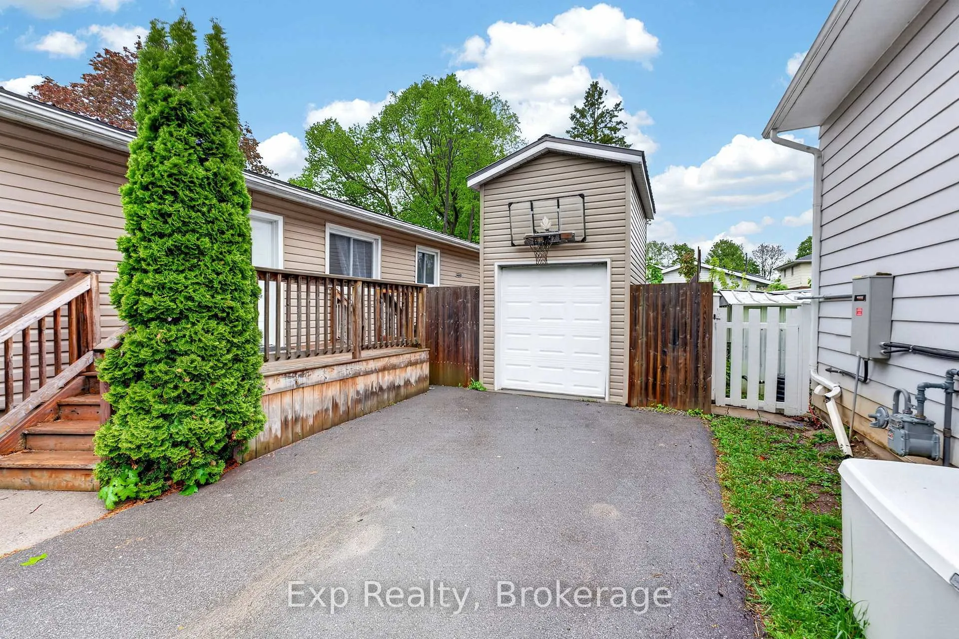 Photo 28 of 25 Mcquade Drive, Quinte West, Trenton Ward — HOMEH